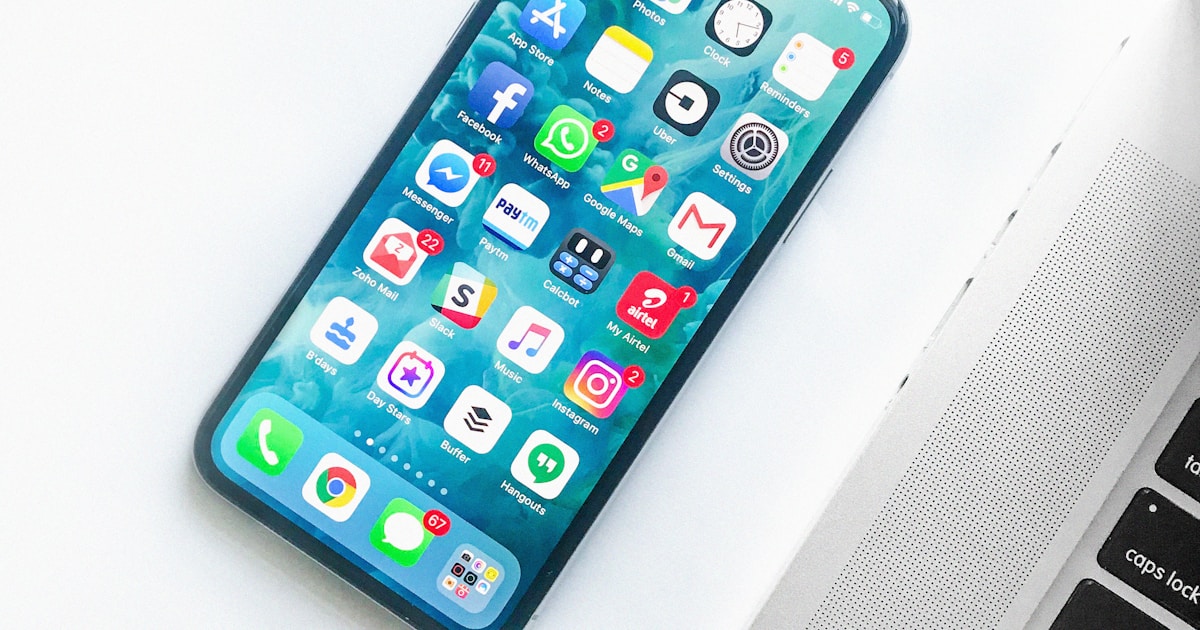 MagSafe対応スマホスタンドのおすすめ3選【2026年版】